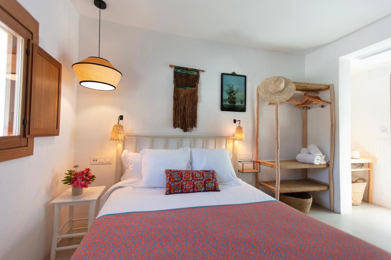 Hostal Mar Y Sal (Adults Only) Sant Josep de sa Talaia Ngoại thất bức ảnh