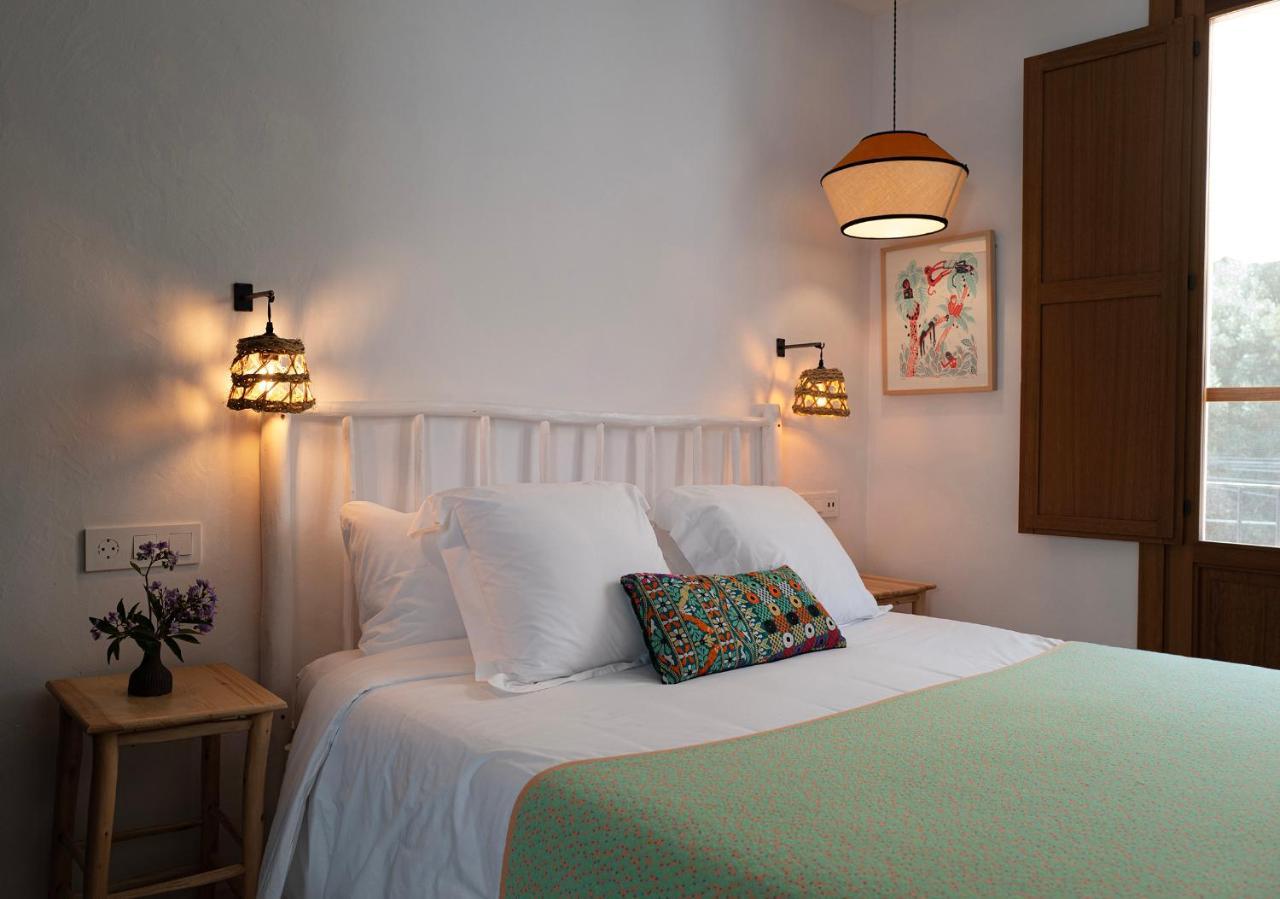 Hostal Mar Y Sal (Adults Only) Sant Josep de sa Talaia Ngoại thất bức ảnh