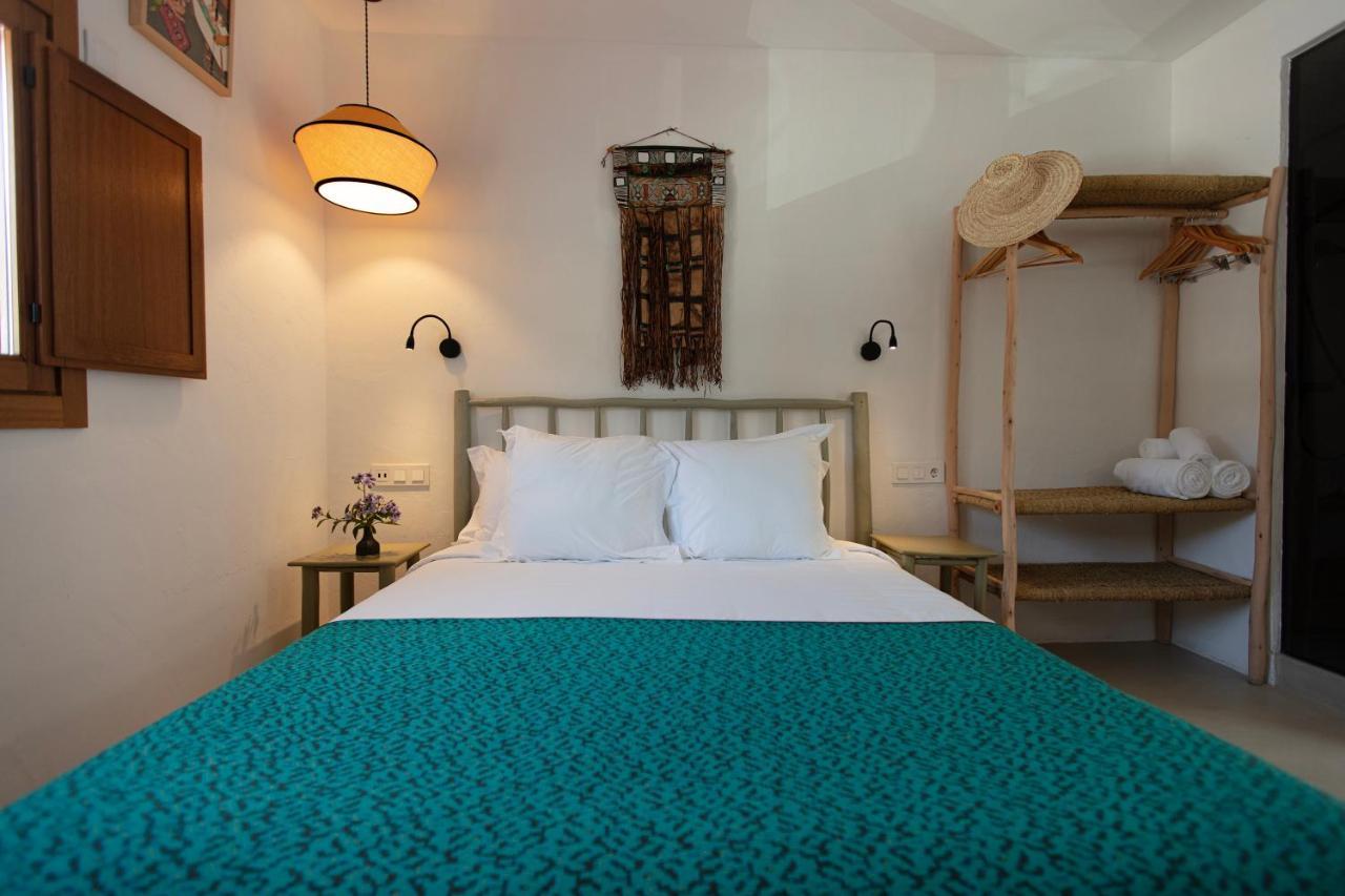 Hostal Mar Y Sal (Adults Only) Sant Josep de sa Talaia Ngoại thất bức ảnh