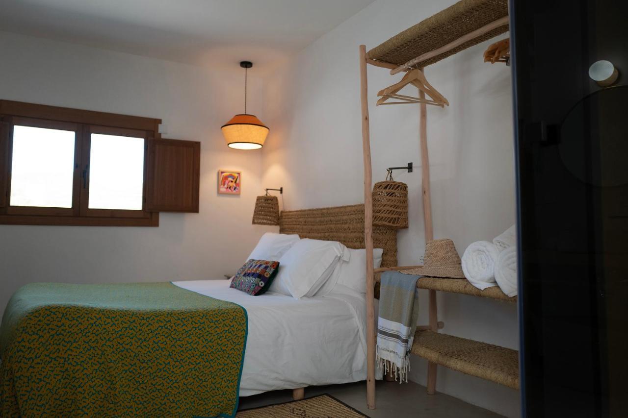 Hostal Mar Y Sal (Adults Only) Sant Josep de sa Talaia Ngoại thất bức ảnh